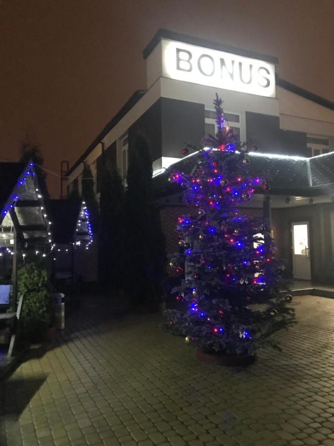 Bonus Aparthotel Vinnytsia Exteriör bild