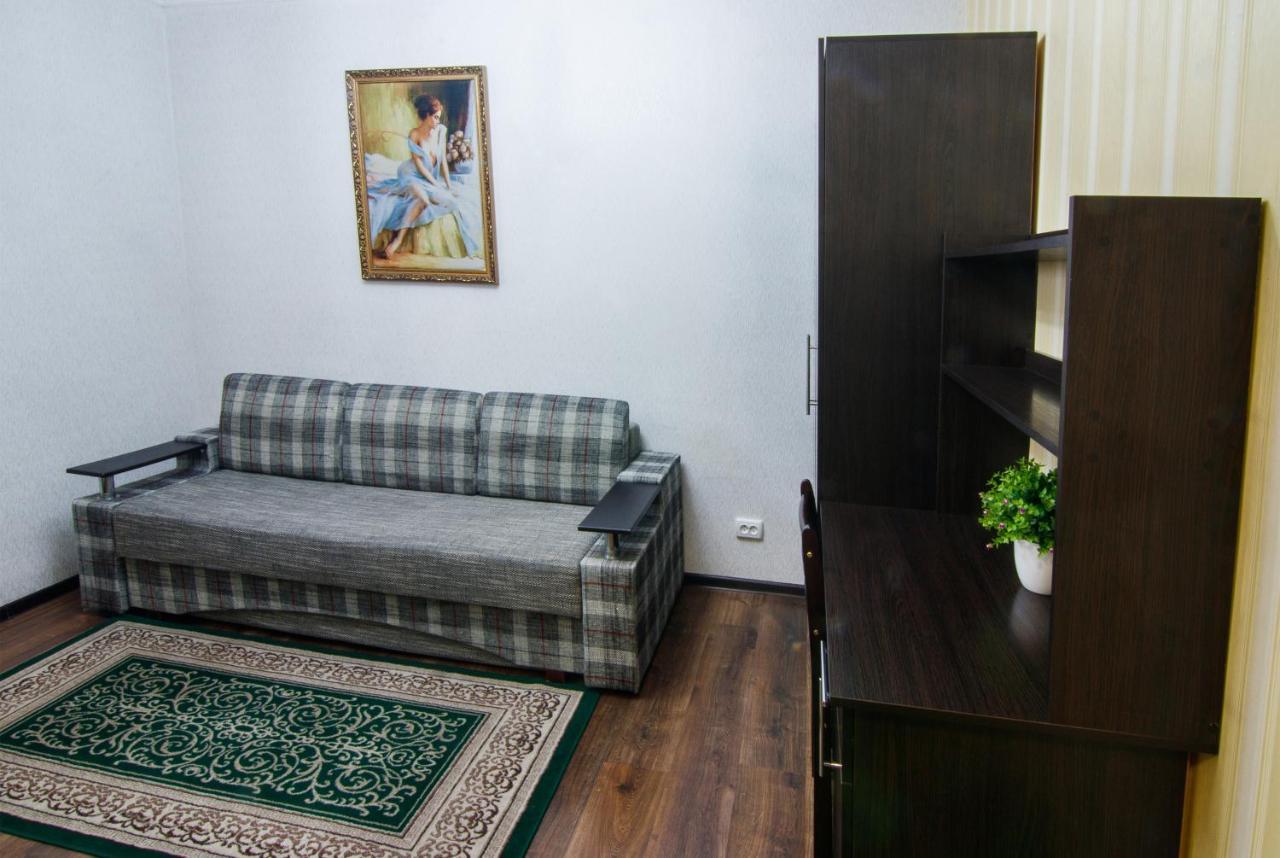 Bonus Aparthotel Vinnytsia Exteriör bild