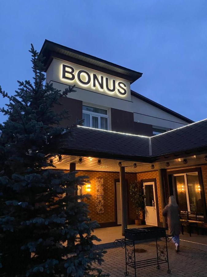 Bonus Aparthotel Vinnytsia Exteriör bild